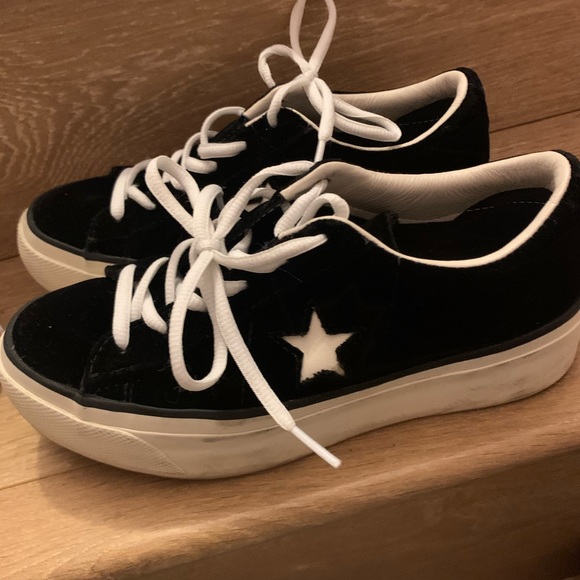converse - Picture 1 of 2